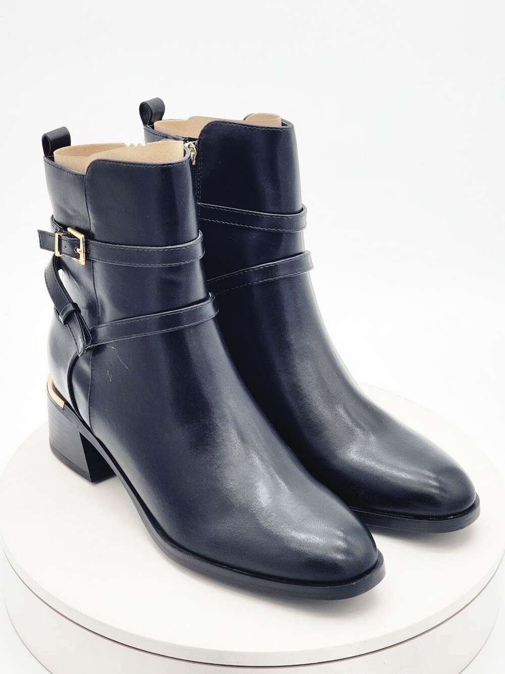 Calvin Klein Jasen Black Leather Ankle Boots Women’s Size 8.5 Buckle